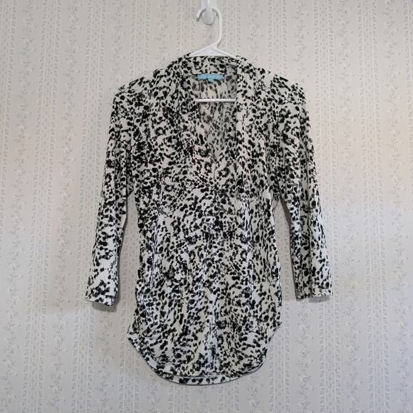 Lex & Madison Animal Print Blouse - Picture 1 of 7